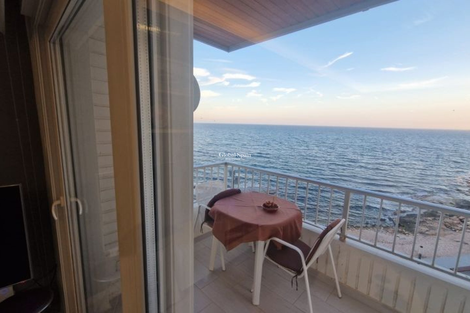 Wederverkoop - APPARTEMENT -
TORREVIEJA - Costa Blanca
