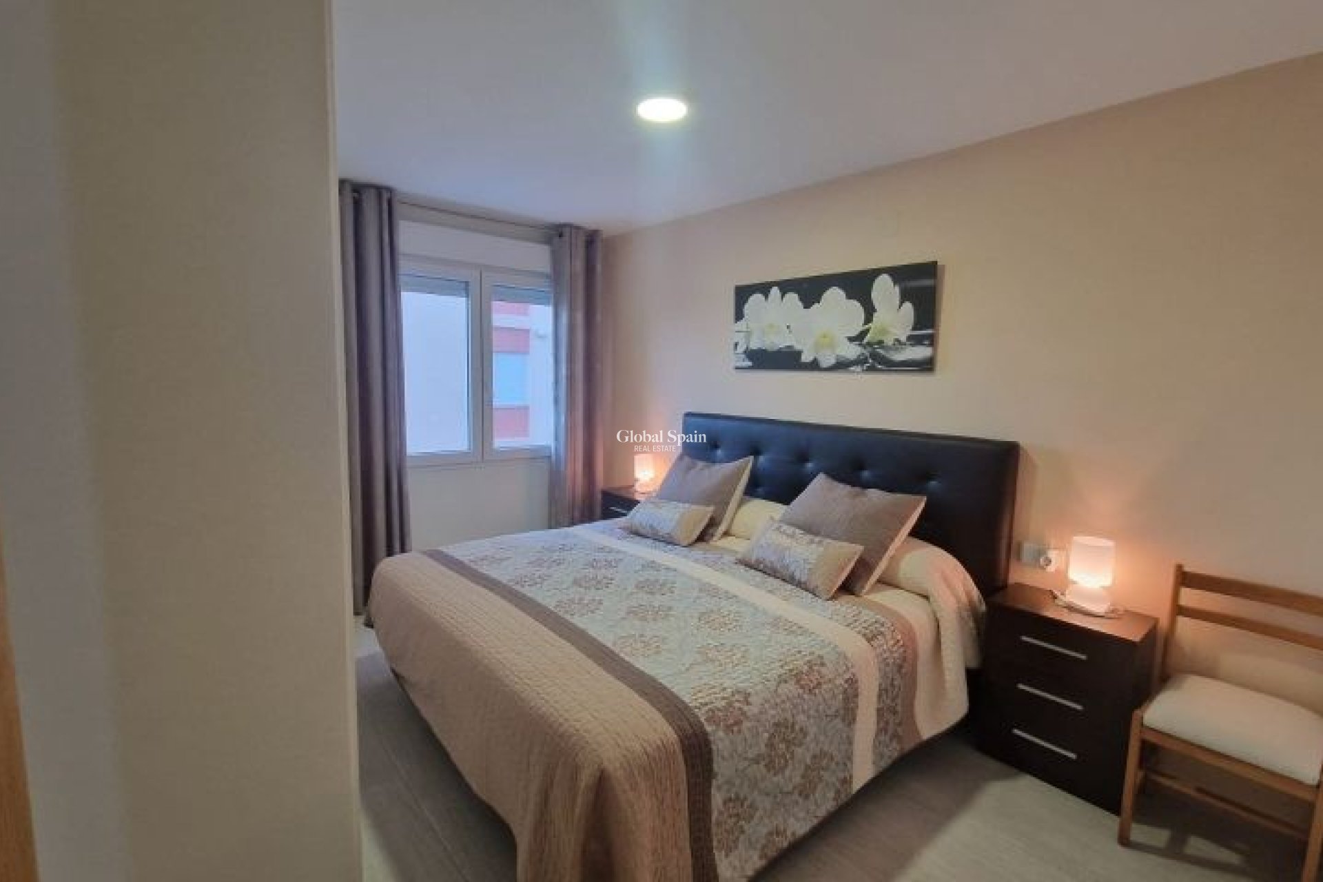 Wederverkoop - APPARTEMENT -
TORREVIEJA - Costa Blanca