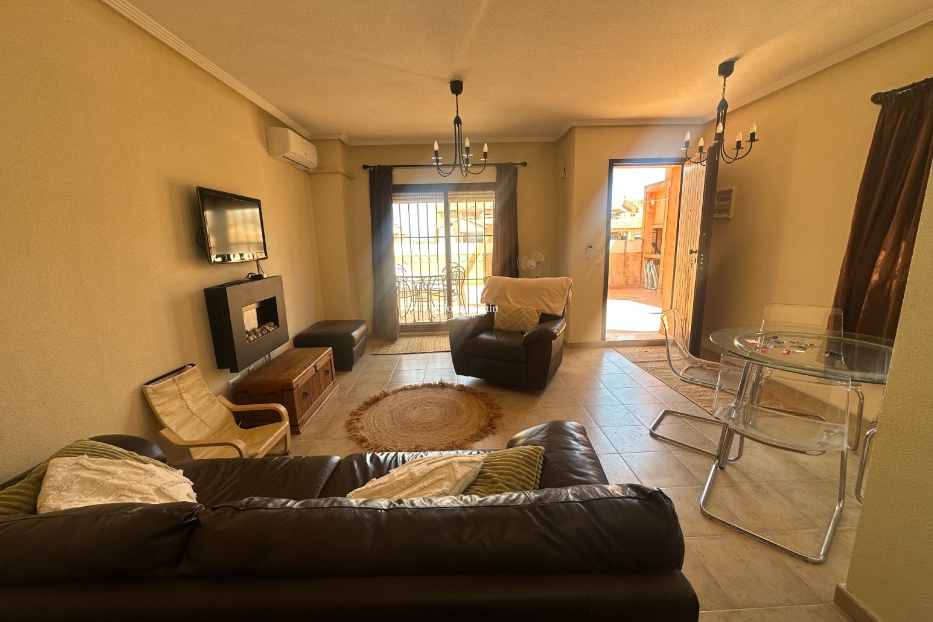 Wederverkoop - APPARTEMENT -
TORREVIEJA - Costa Blanca