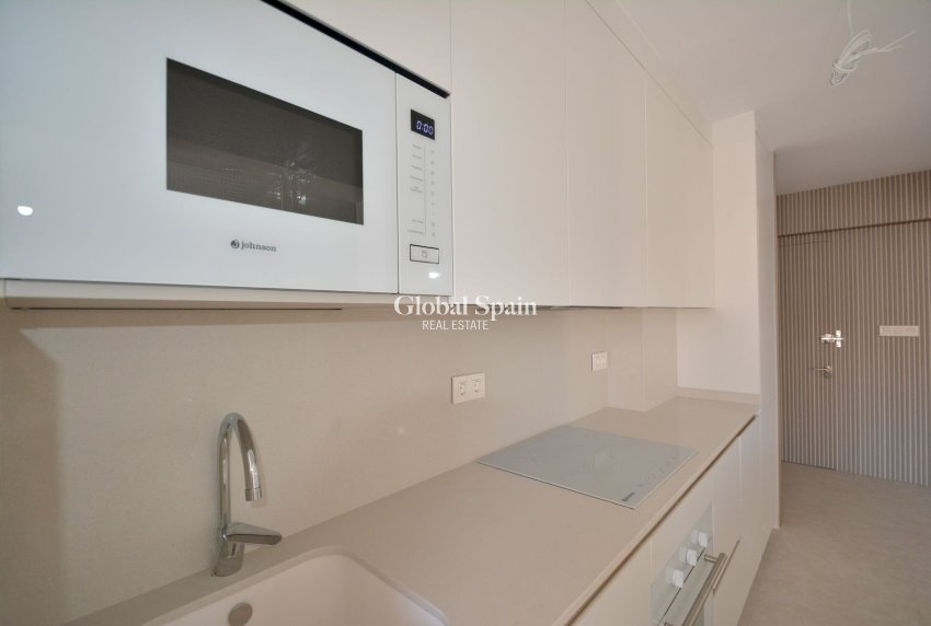 Wederverkoop - APPARTEMENT -
TORREVIEJA - Costa Blanca
