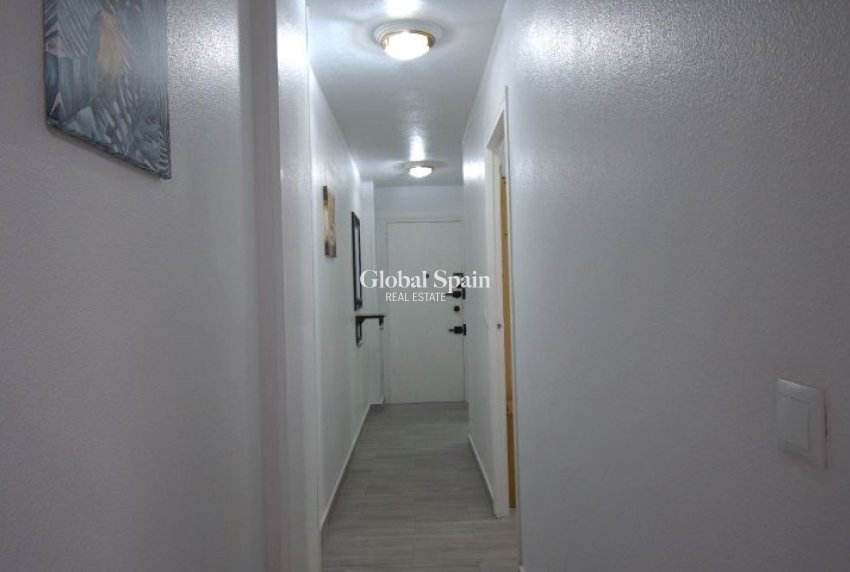 Wederverkoop - APPARTEMENT -
TORREVIEJA - Costa Blanca