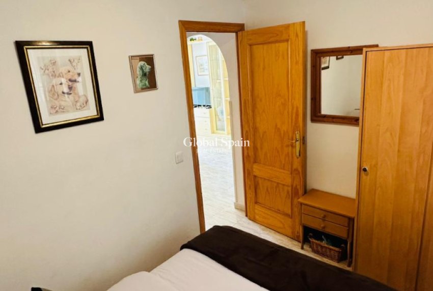 Wederverkoop - APPARTEMENT -
TORREVIEJA - Costa Blanca