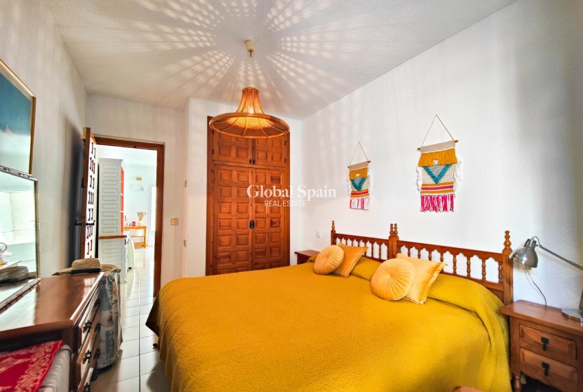 Wederverkoop - APPARTEMENT -
TORREVIEJA - Costa Blanca
