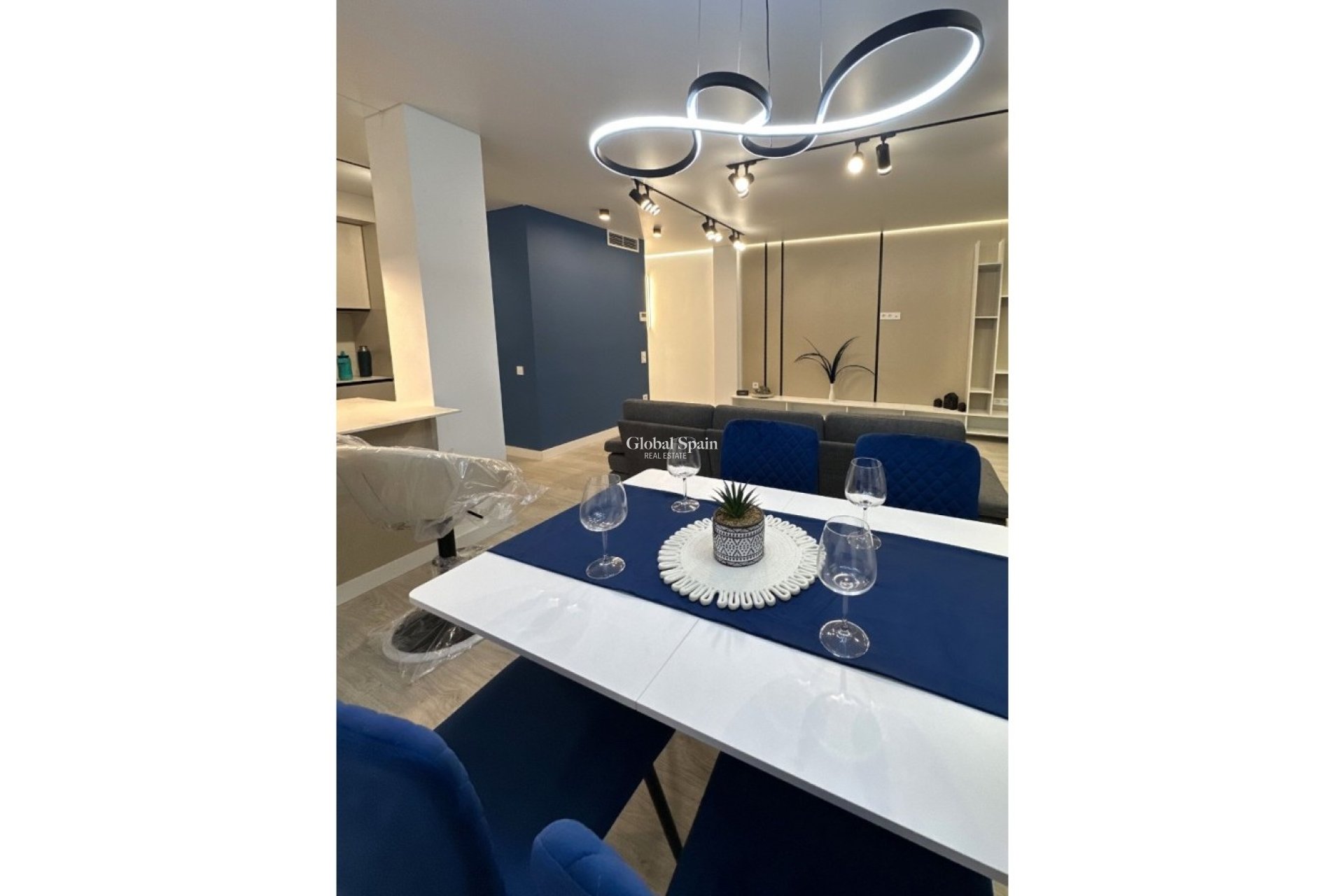 Wederverkoop - APPARTEMENT -
TORREVIEJA - Costa Blanca