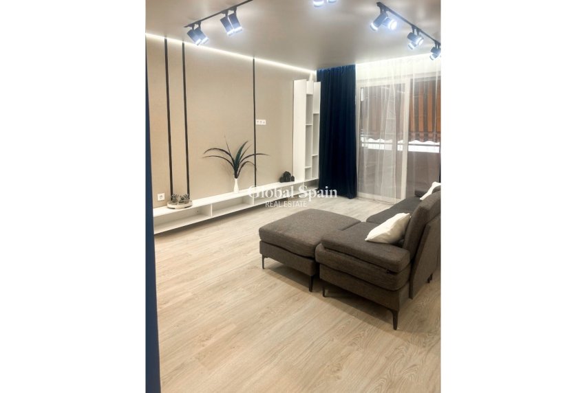 Wederverkoop - APPARTEMENT -
TORREVIEJA - Costa Blanca