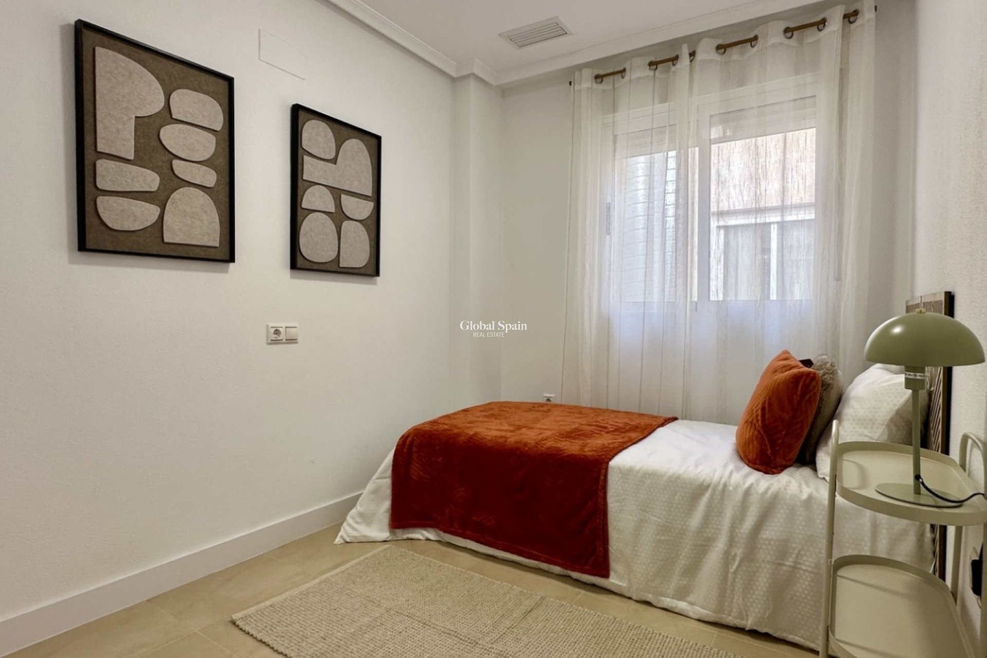 Wederverkoop - APPARTEMENT -
TORREVIEJA - Costa Blanca