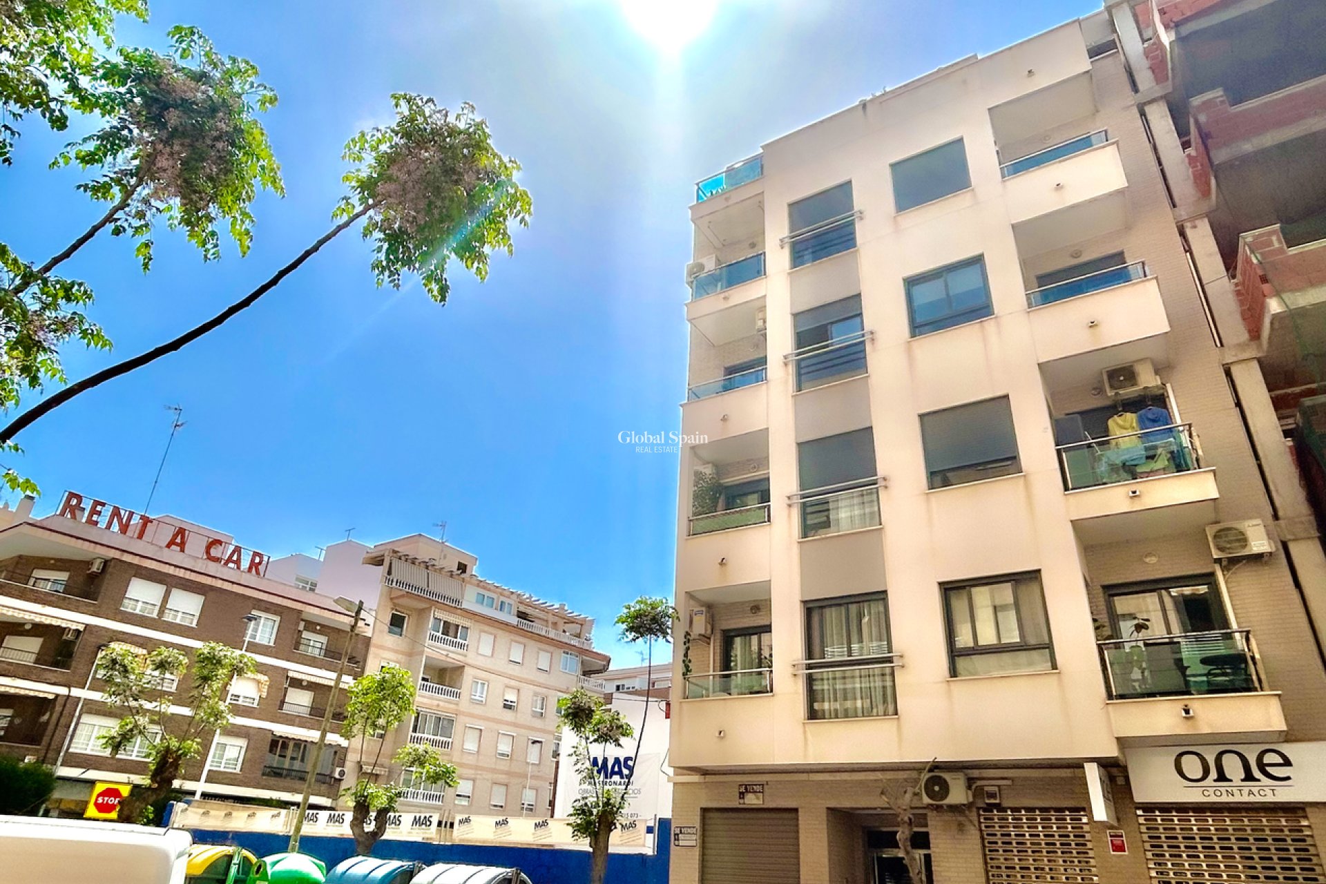 Wederverkoop - APPARTEMENT -
TORREVIEJA - Costa Blanca