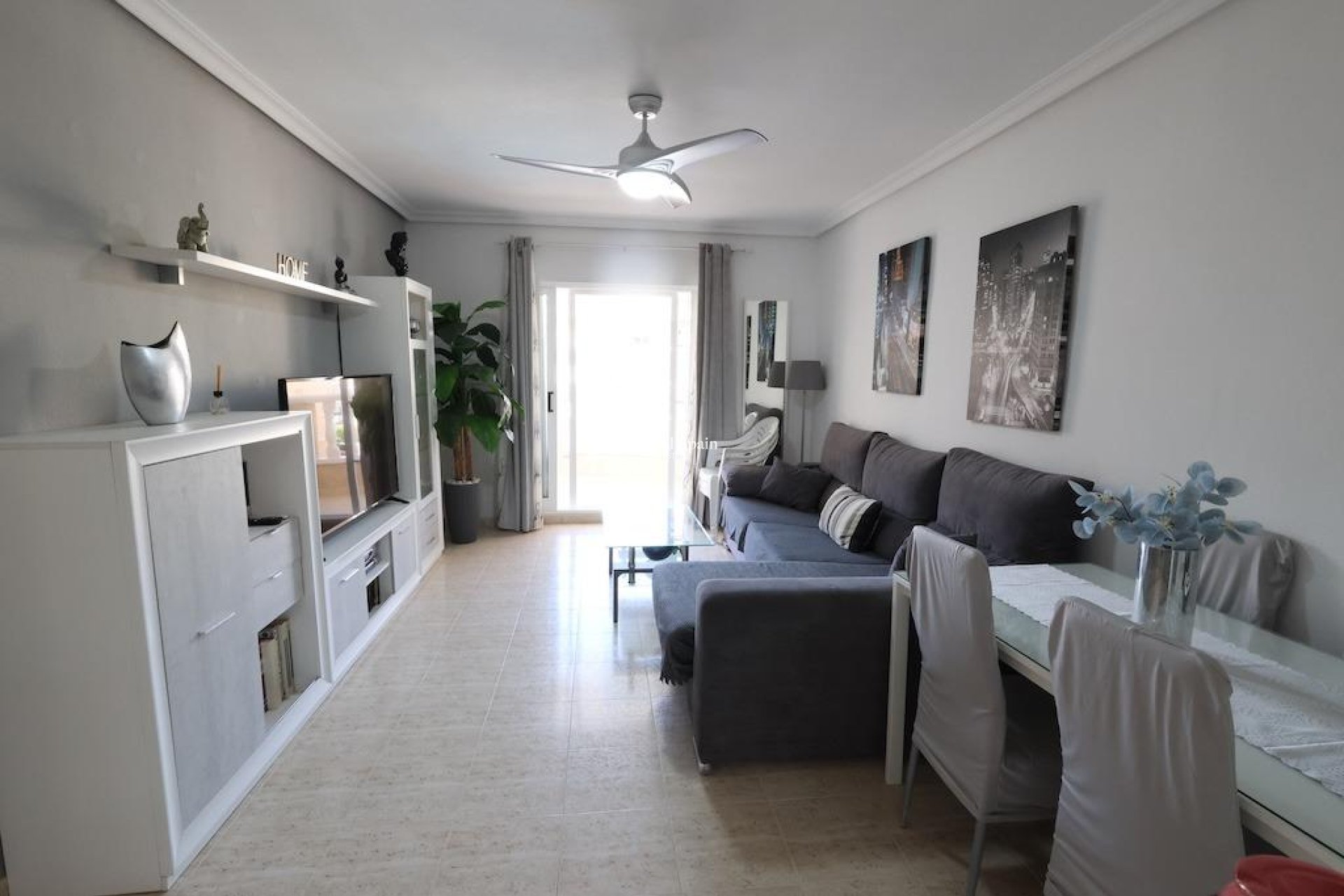 Wederverkoop - APPARTEMENT -
TORREVIEJA - Costa Blanca