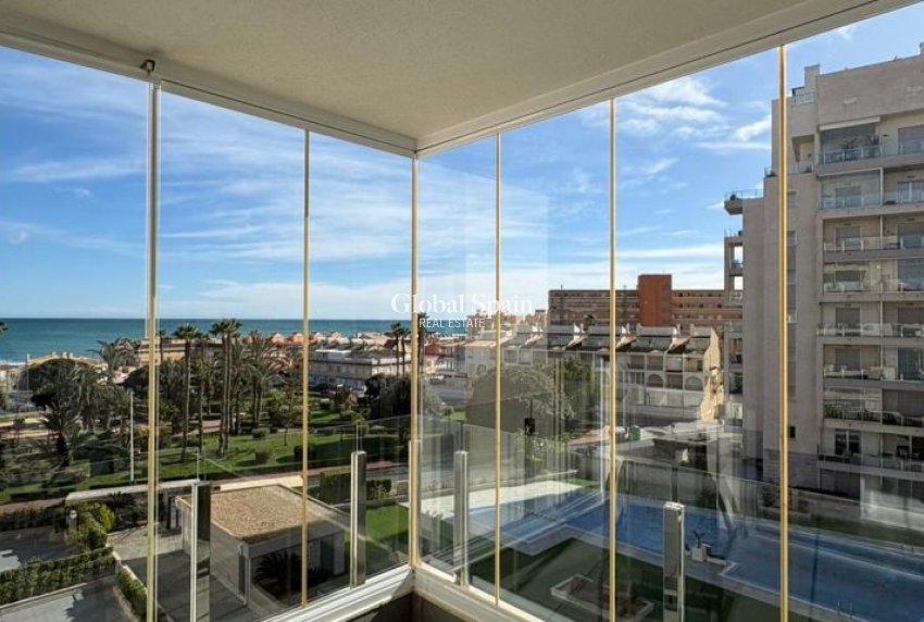 Wederverkoop - APPARTEMENT -
TORREVIEJA - Costa Blanca
