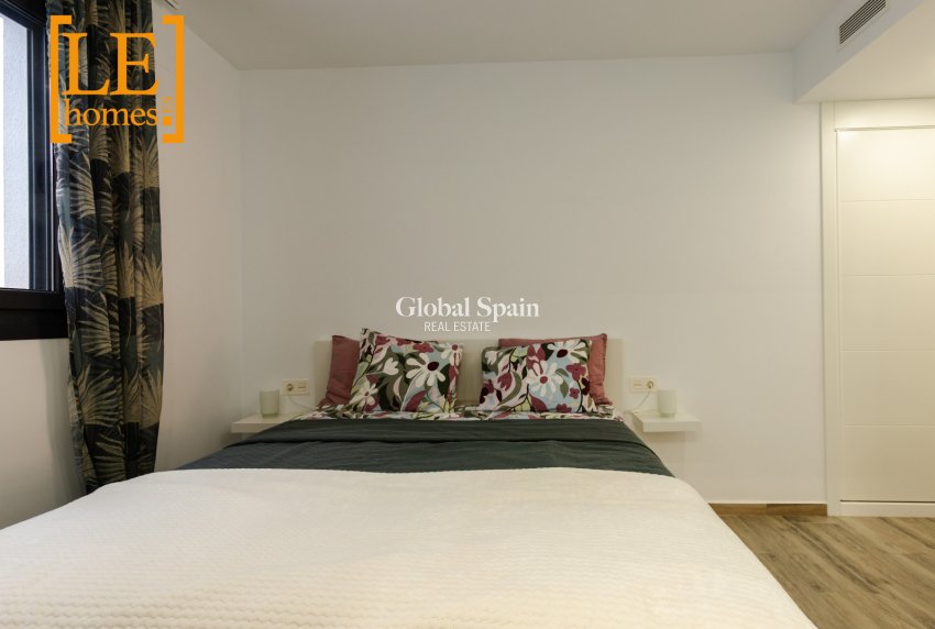 Wederverkoop - APPARTEMENT -
TORREVIEJA - Costa Blanca