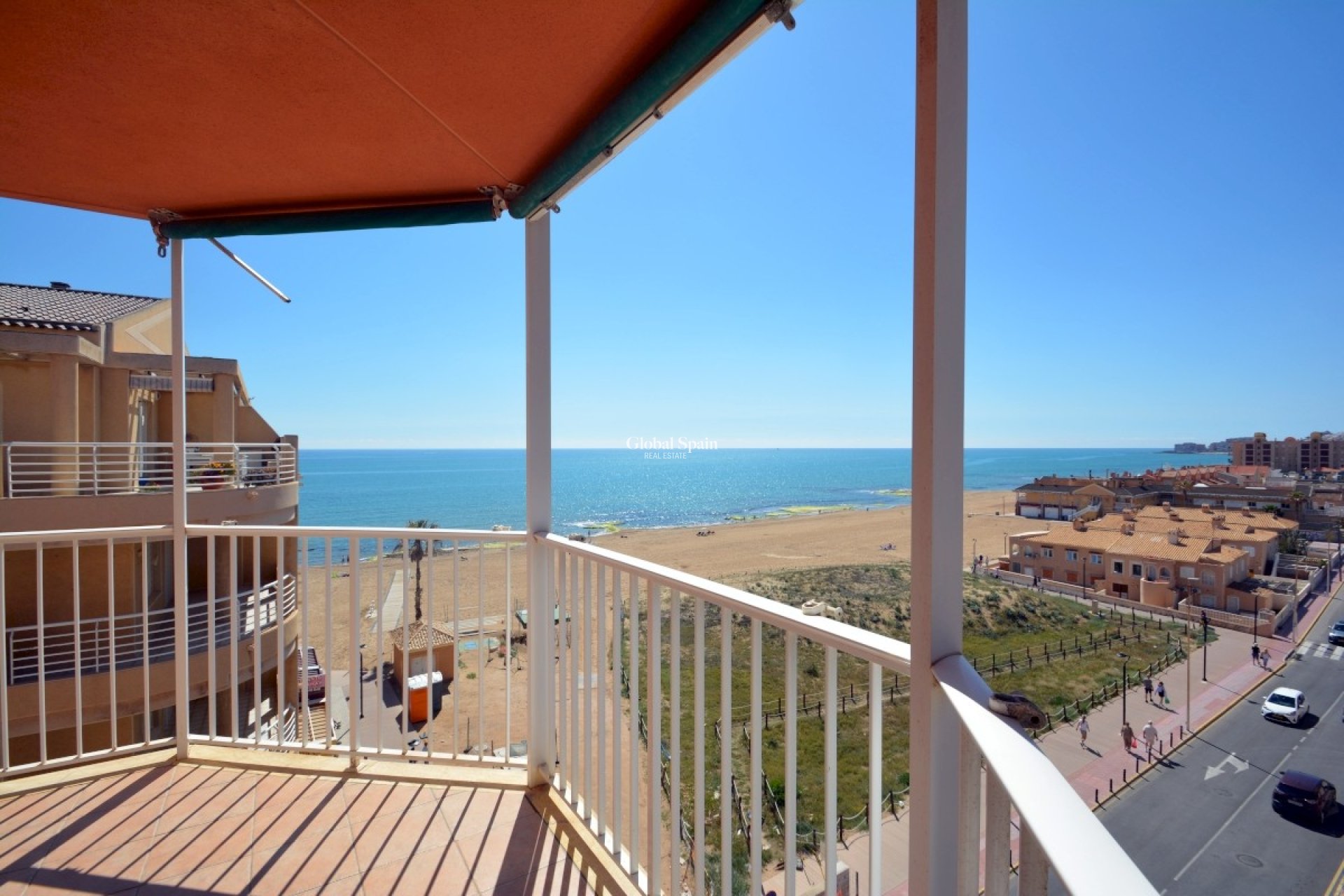 Wederverkoop - APPARTEMENT -
TORREVIEJA - Costa Blanca