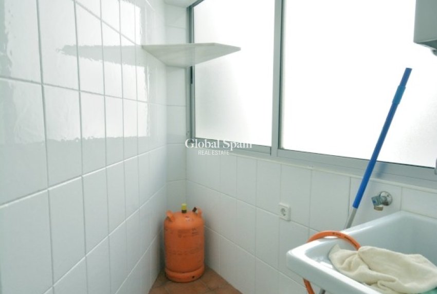 Wederverkoop - APPARTEMENT -
TORREVIEJA - Costa Blanca