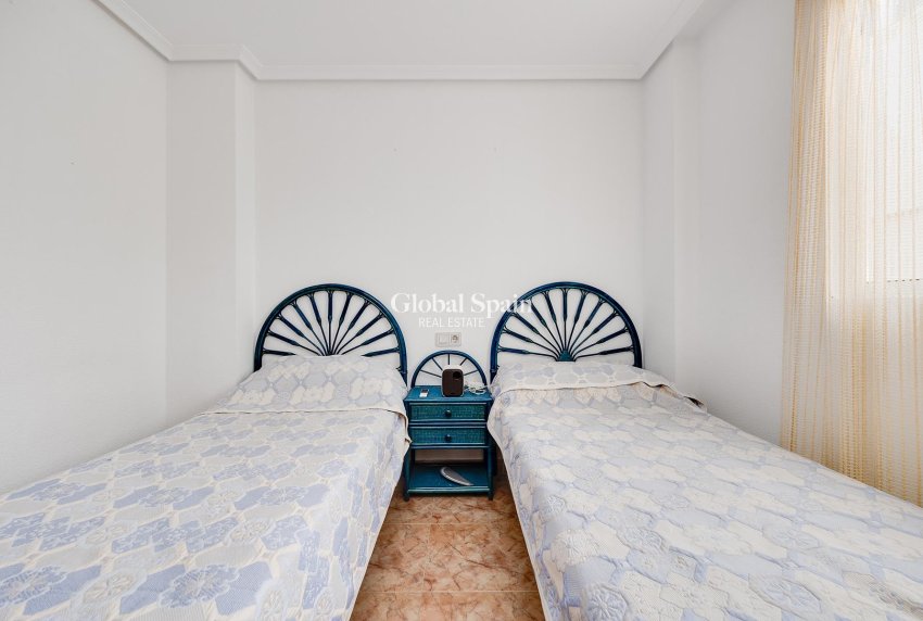 Wederverkoop - APPARTEMENT -
TORREVIEJA - Costa Blanca