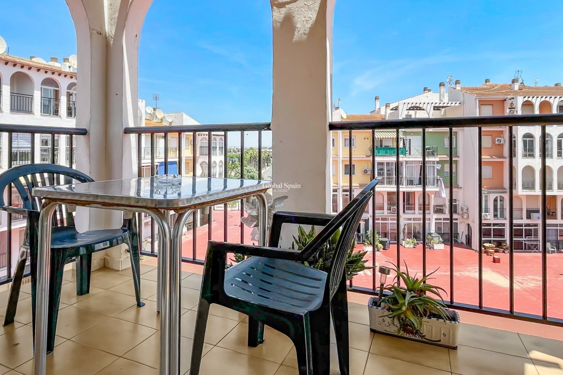 Wederverkoop - APPARTEMENT -
TORREVIEJA - Costa Blanca