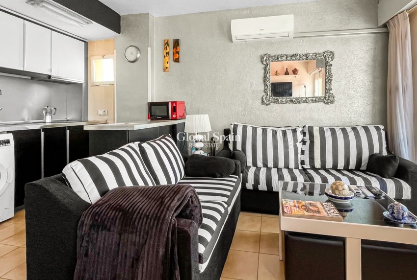 Wederverkoop - APPARTEMENT -
TORREVIEJA - Costa Blanca