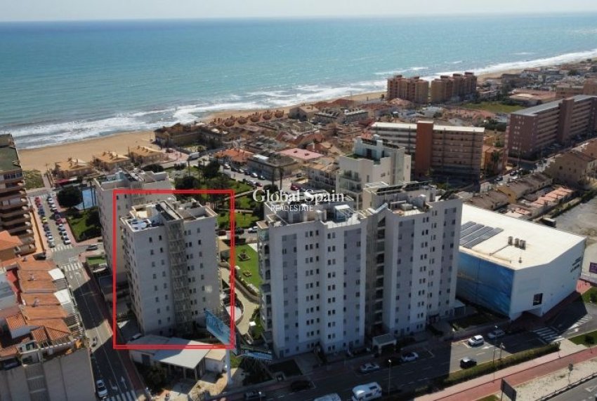 Wederverkoop - APPARTEMENT -
TORREVIEJA - Costa Blanca
