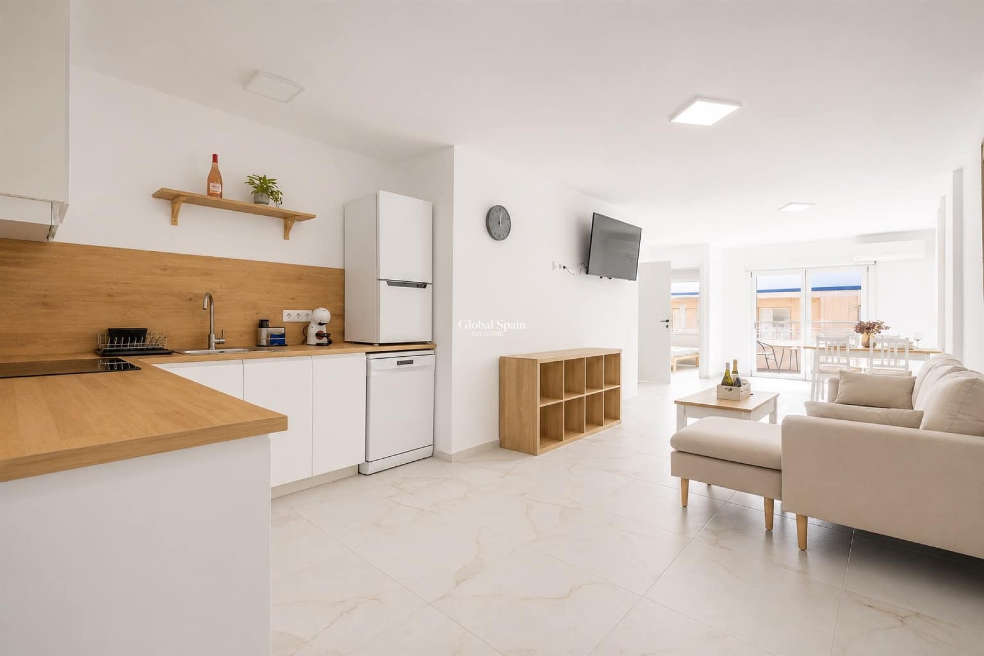 Wederverkoop - APPARTEMENT -
TORREVIEJA - Costa Blanca