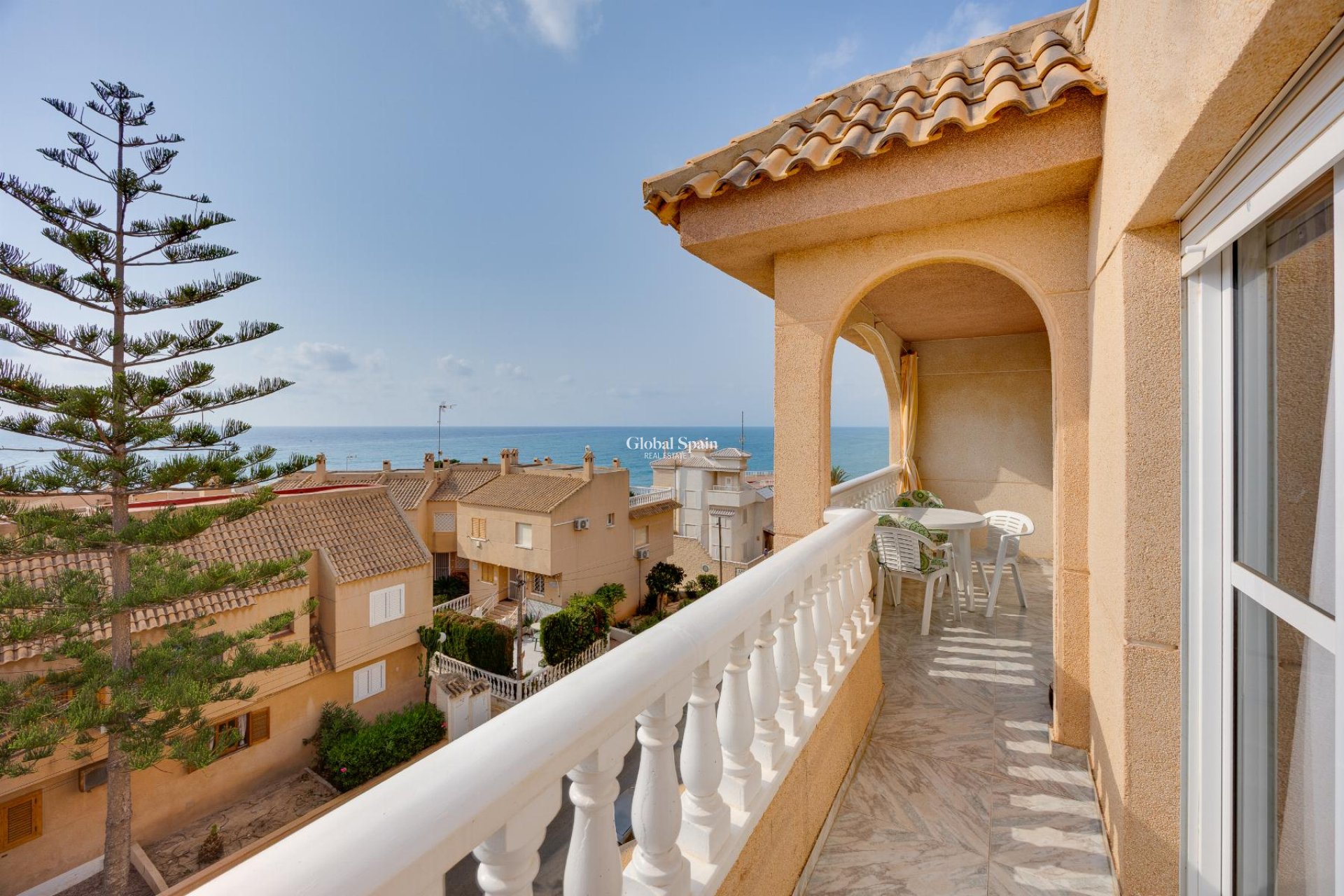 Wederverkoop - APPARTEMENT -
TORREVIEJA - Costa Blanca
