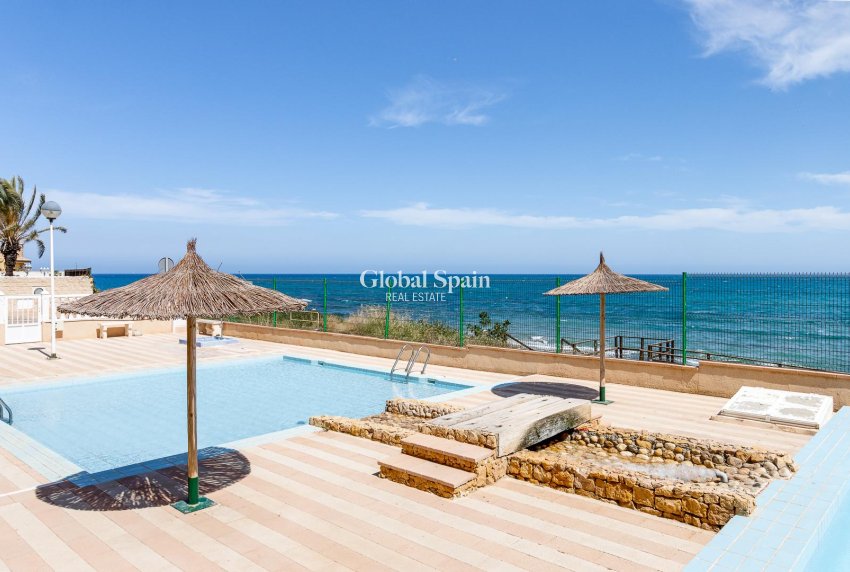 Wederverkoop - APPARTEMENT -
TORREVIEJA - Costa Blanca