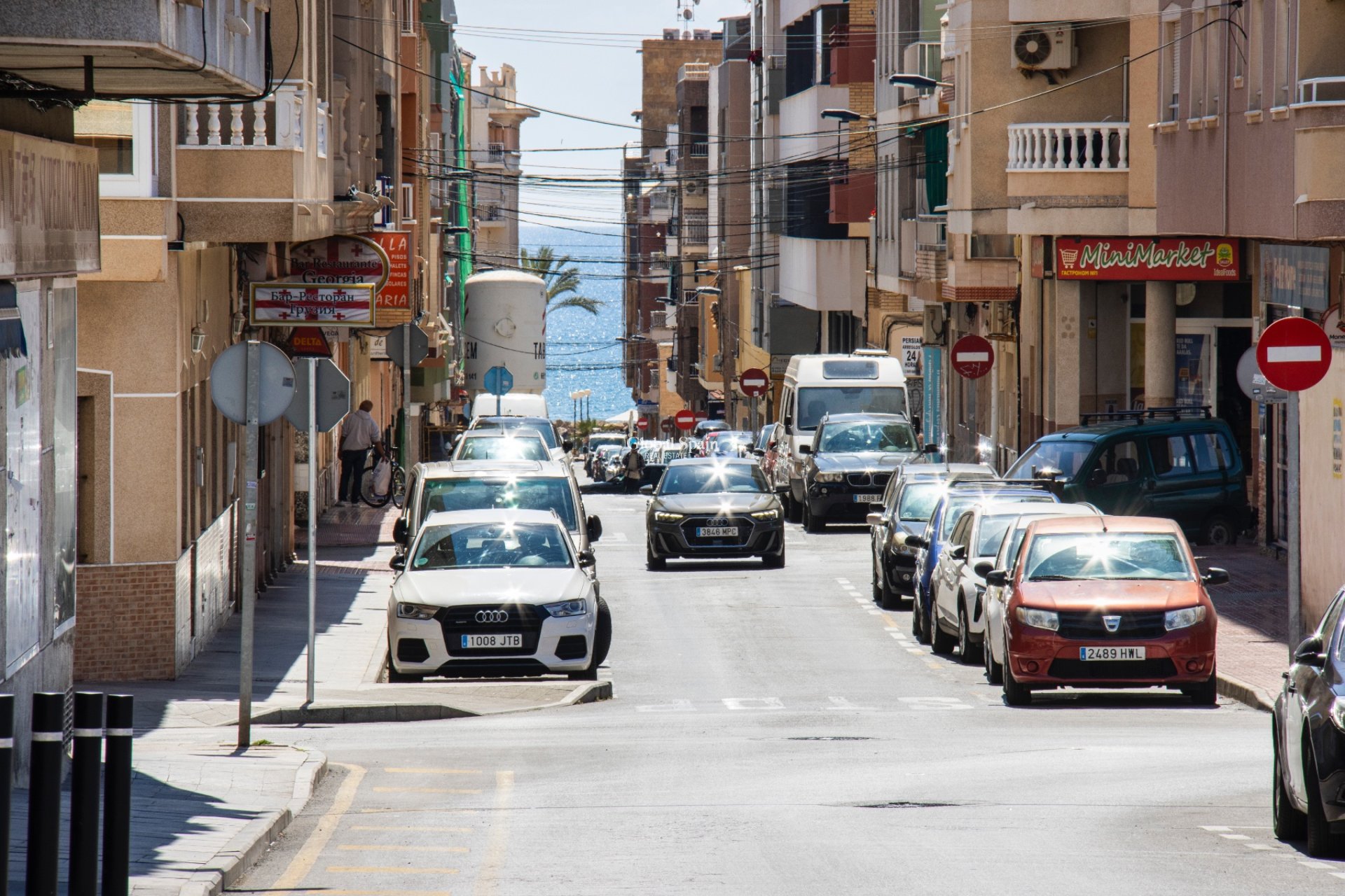Wederverkoop - APPARTEMENT -
TORREVIEJA - Costa Blanca