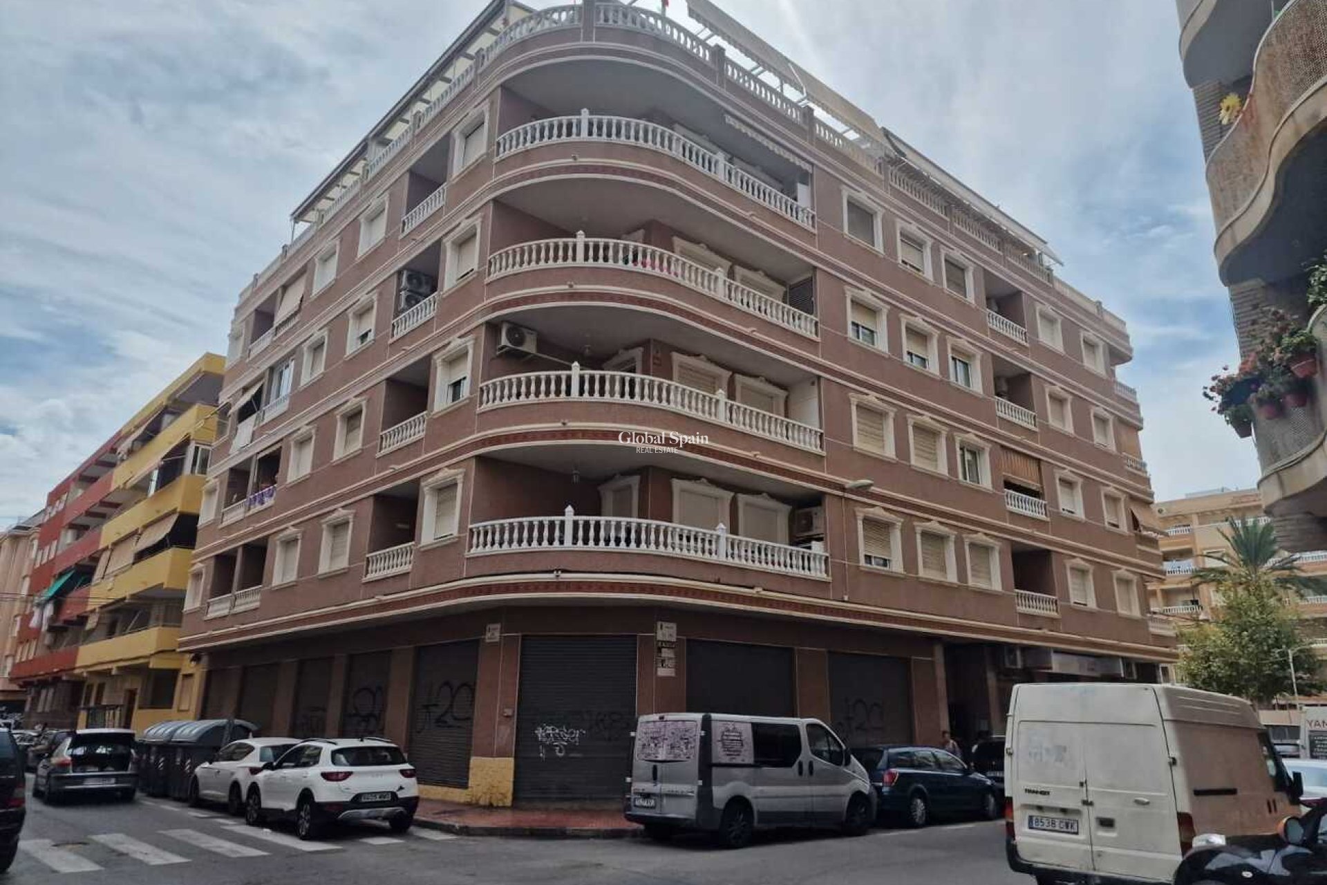 Wederverkoop - APPARTEMENT -
TORREVIEJA - Costa Blanca