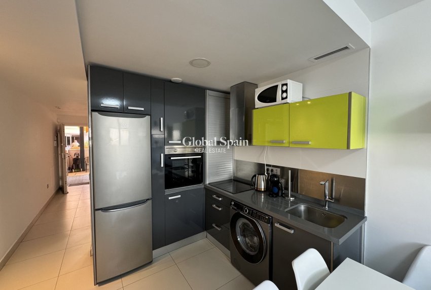Wederverkoop - APPARTEMENT -
TORREVIEJA - Costa Blanca