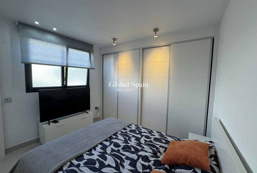 Wederverkoop - APPARTEMENT -
TORREVIEJA - Costa Blanca