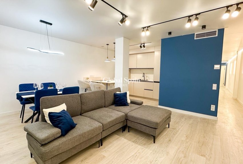 Wederverkoop - APPARTEMENT -
TORREVIEJA - Costa Blanca