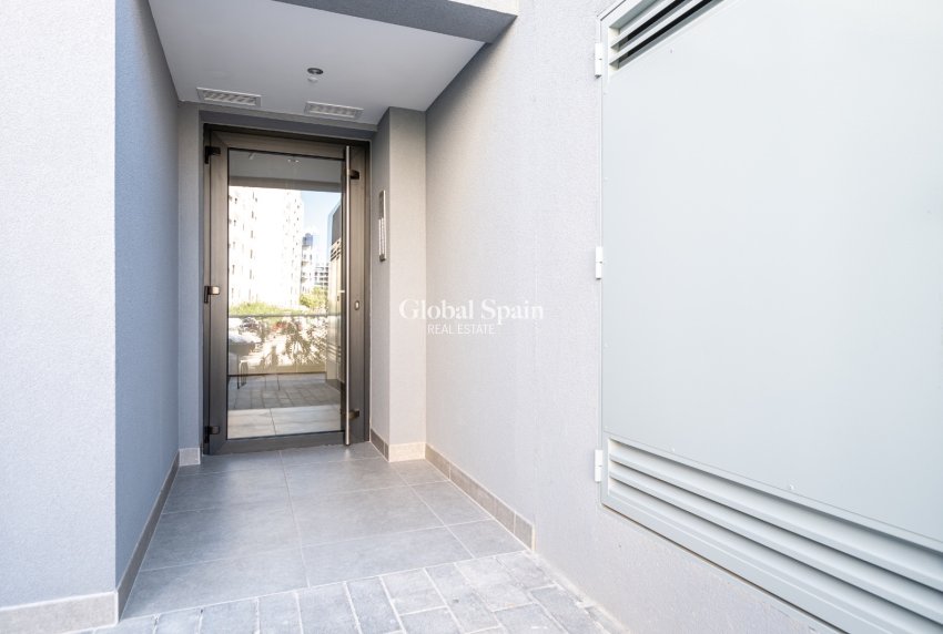 Wederverkoop - APPARTEMENT -
TORREVIEJA - Costa Blanca