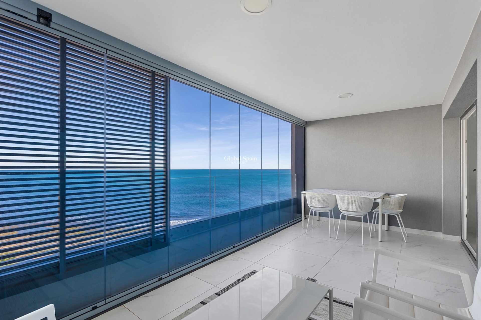 Wederverkoop - APPARTEMENT -
TORREVIEJA - Costa Blanca