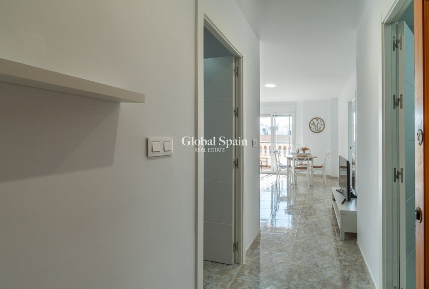 Wederverkoop - APPARTEMENT -
TORREVIEJA - Costa Blanca