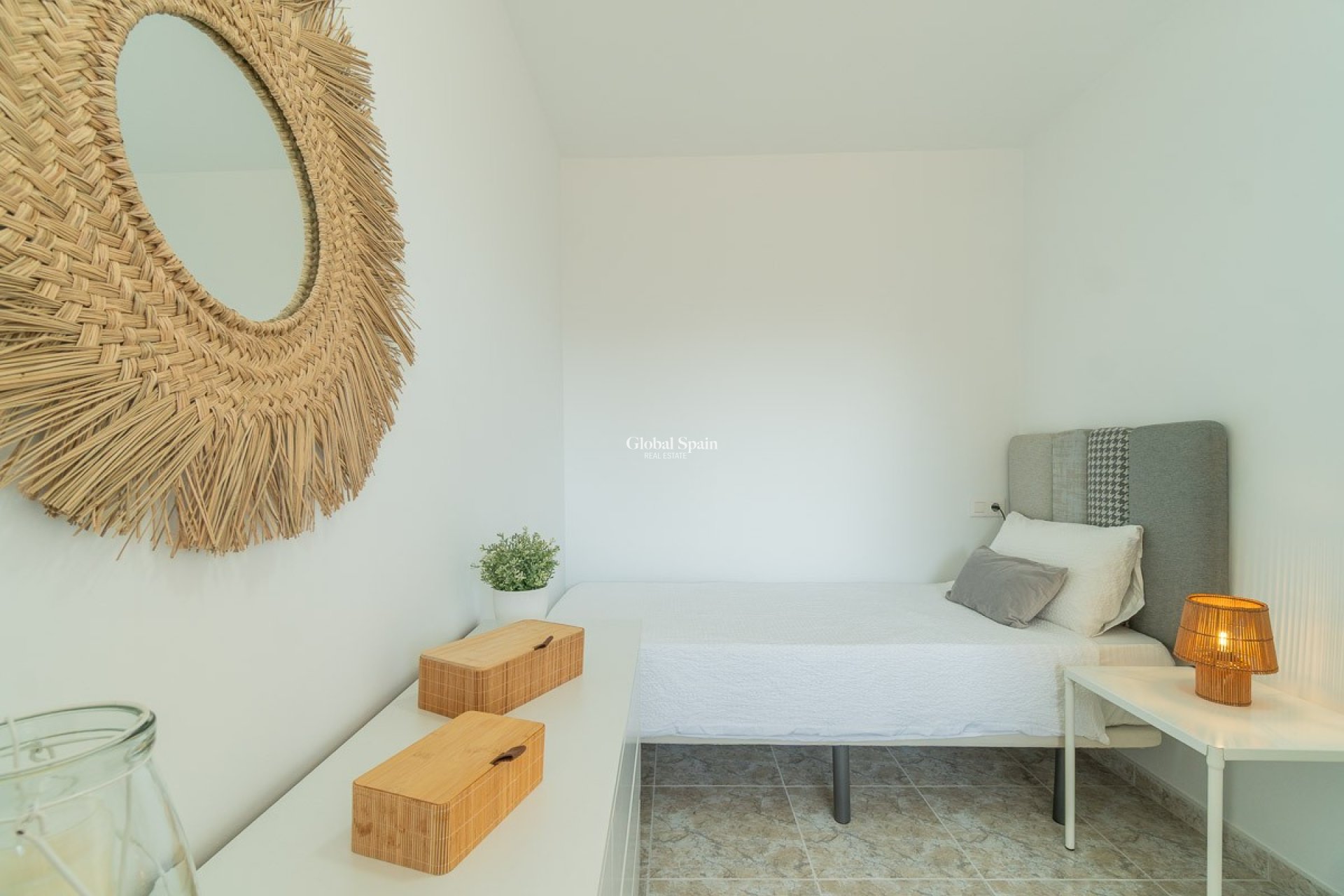 Wederverkoop - APPARTEMENT -
TORREVIEJA - Costa Blanca