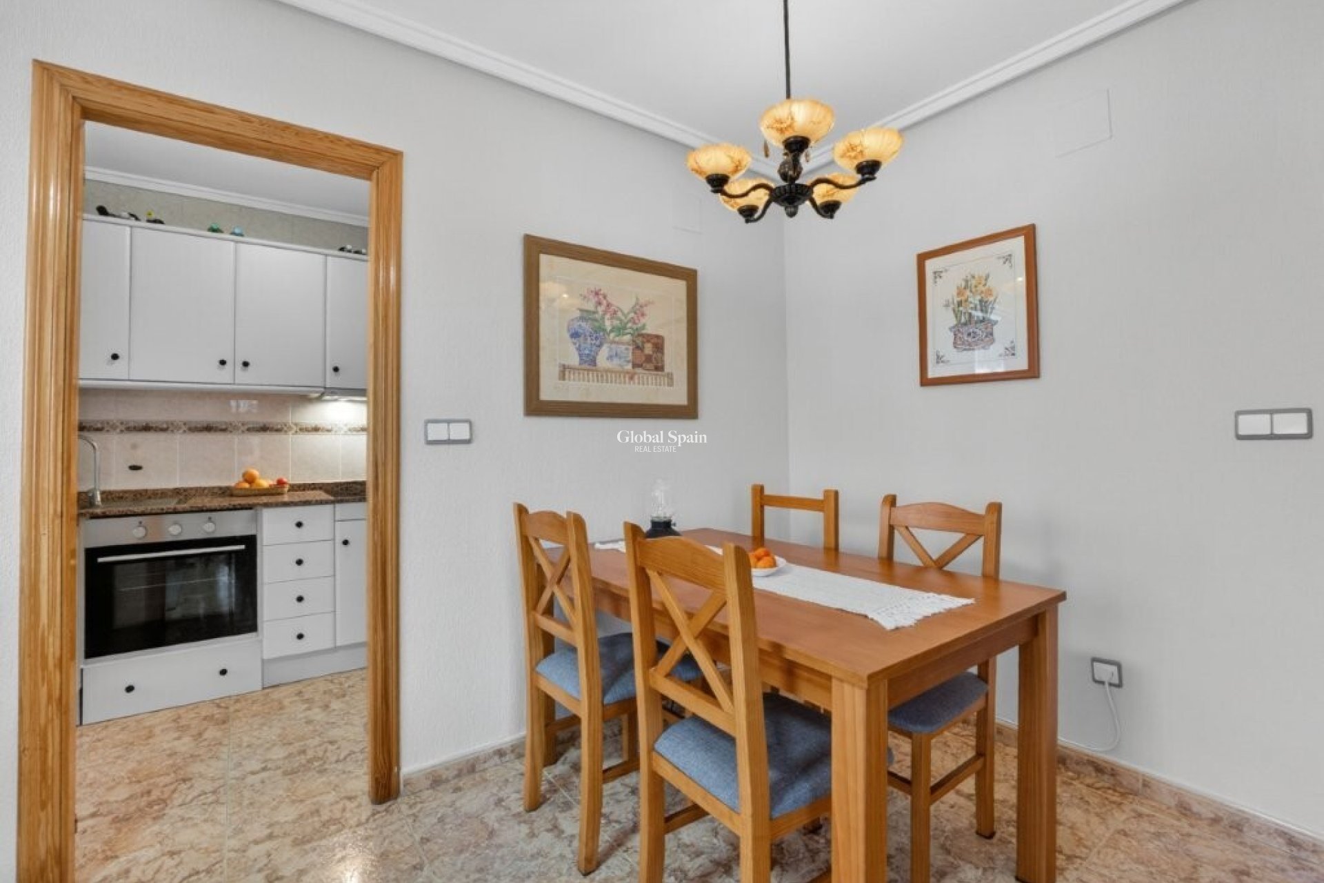Wederverkoop - APPARTEMENT -
TORREVIEJA - Costa Blanca