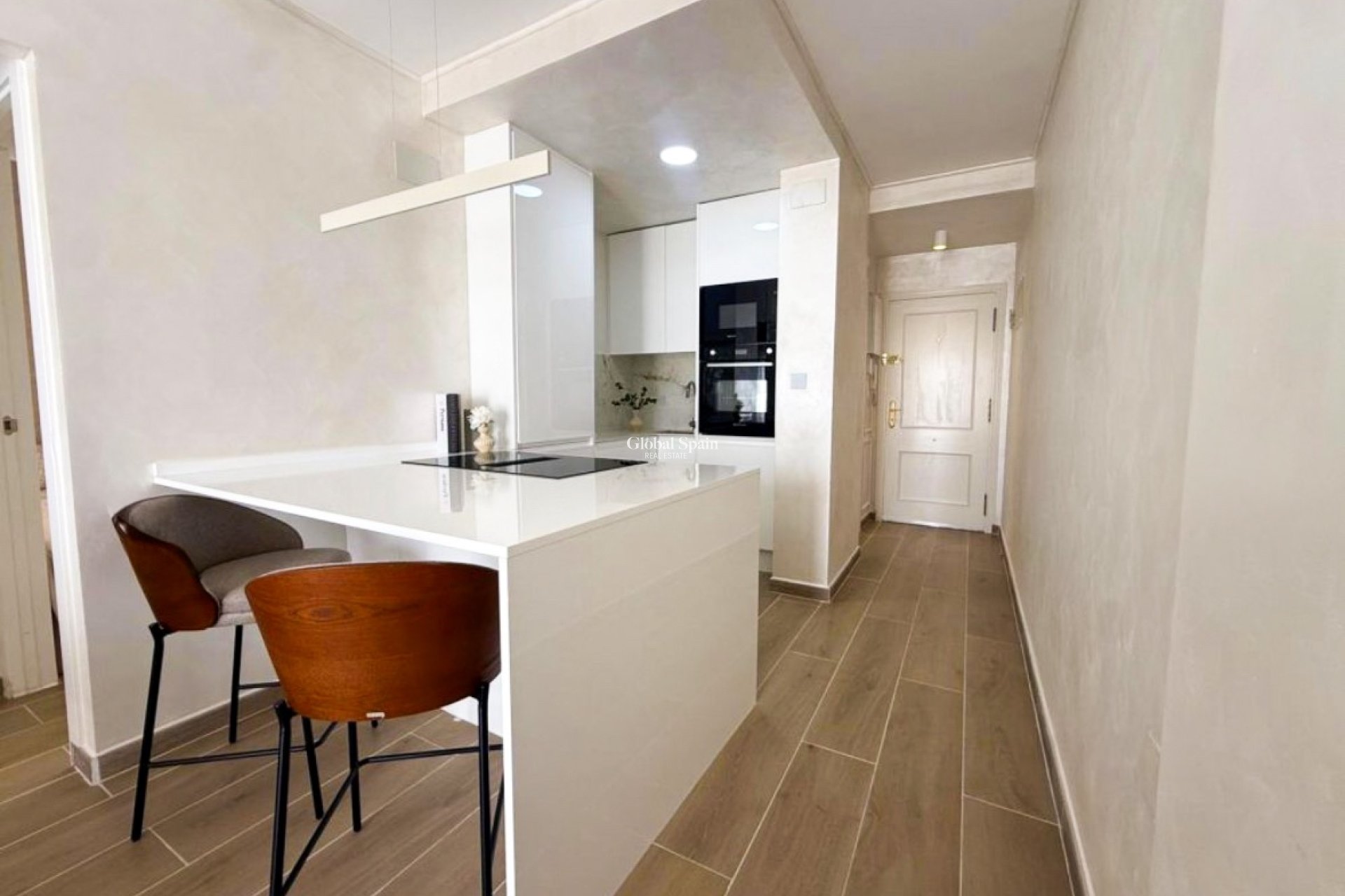 Wederverkoop - APPARTEMENT -
TORREVIEJA - Costa Blanca