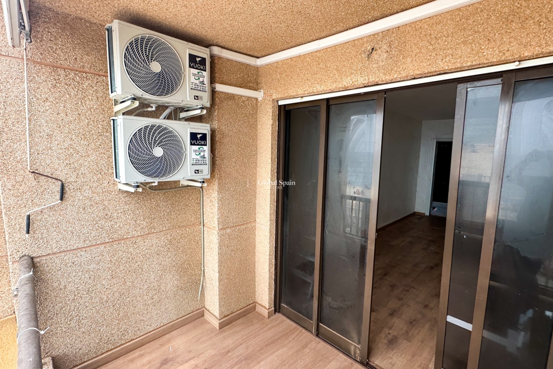 Wederverkoop - APPARTEMENT -
TORREVIEJA - Costa Blanca