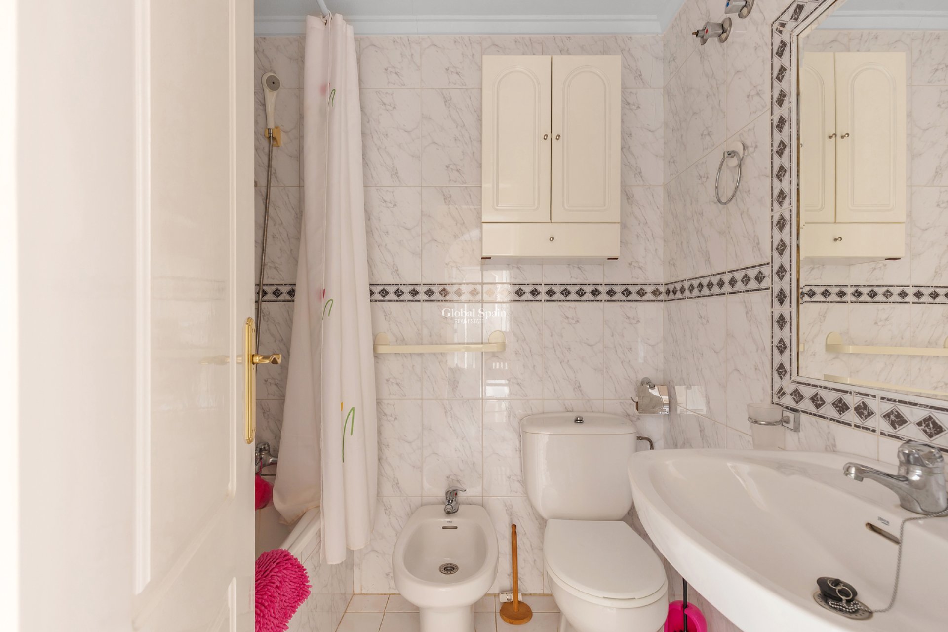 Wederverkoop - APPARTEMENT -
TORREVIEJA - Costa Blanca