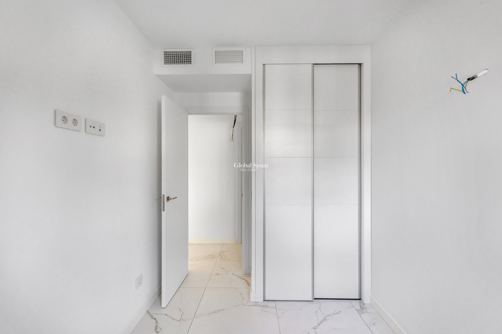 Wederverkoop - APPARTEMENT -
TORREVIEJA - Costa Blanca