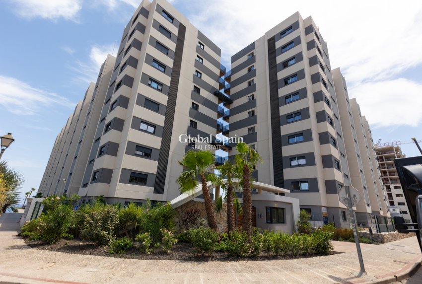 Wederverkoop - APPARTEMENT -
TORREVIEJA - Costa Blanca