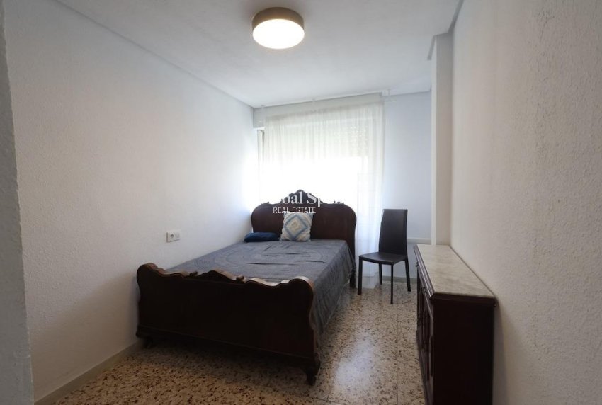 Wederverkoop - APPARTEMENT -
TORREVIEJA - Costa Blanca