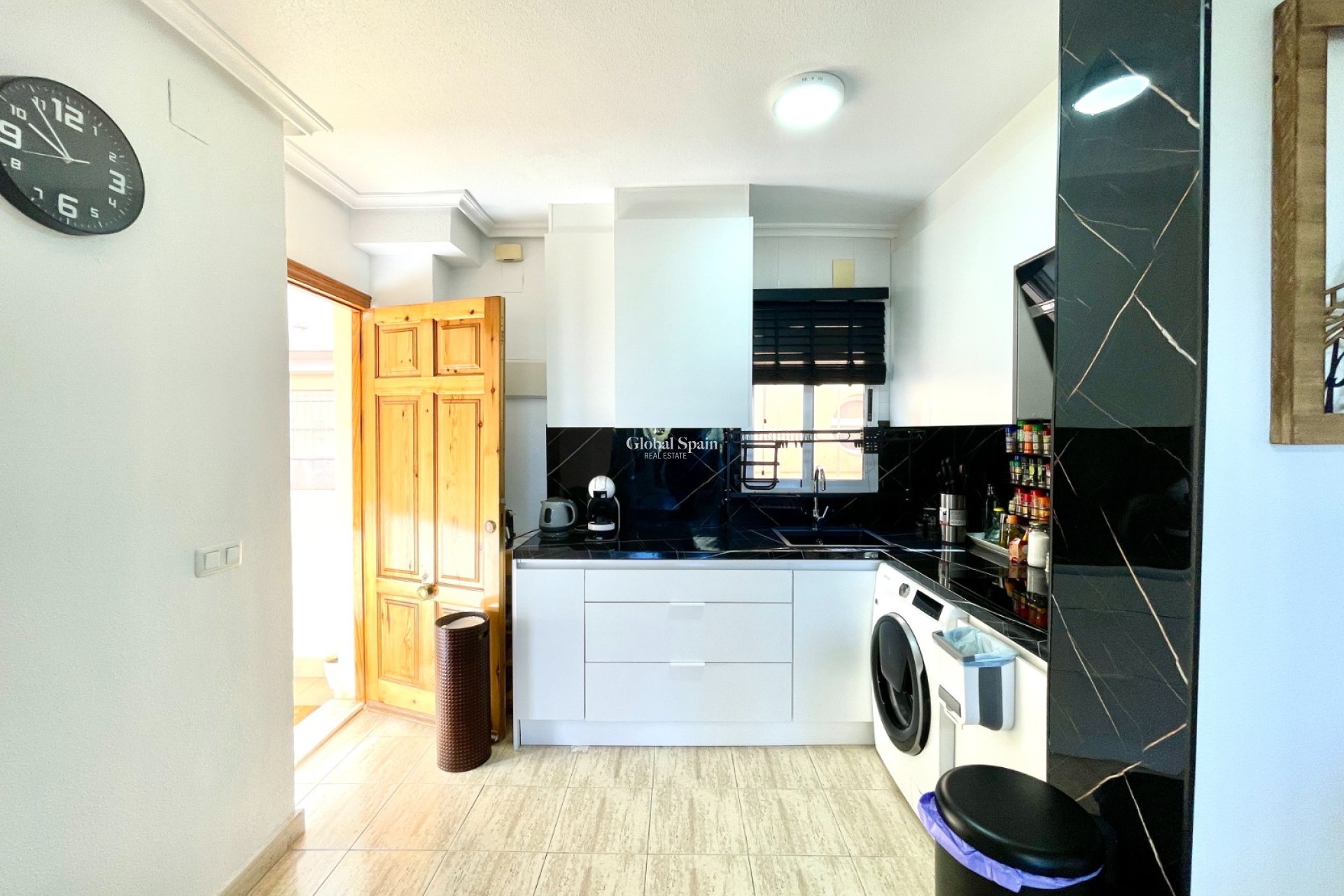 Wederverkoop - APPARTEMENT -
TORREVIEJA - Costa Blanca