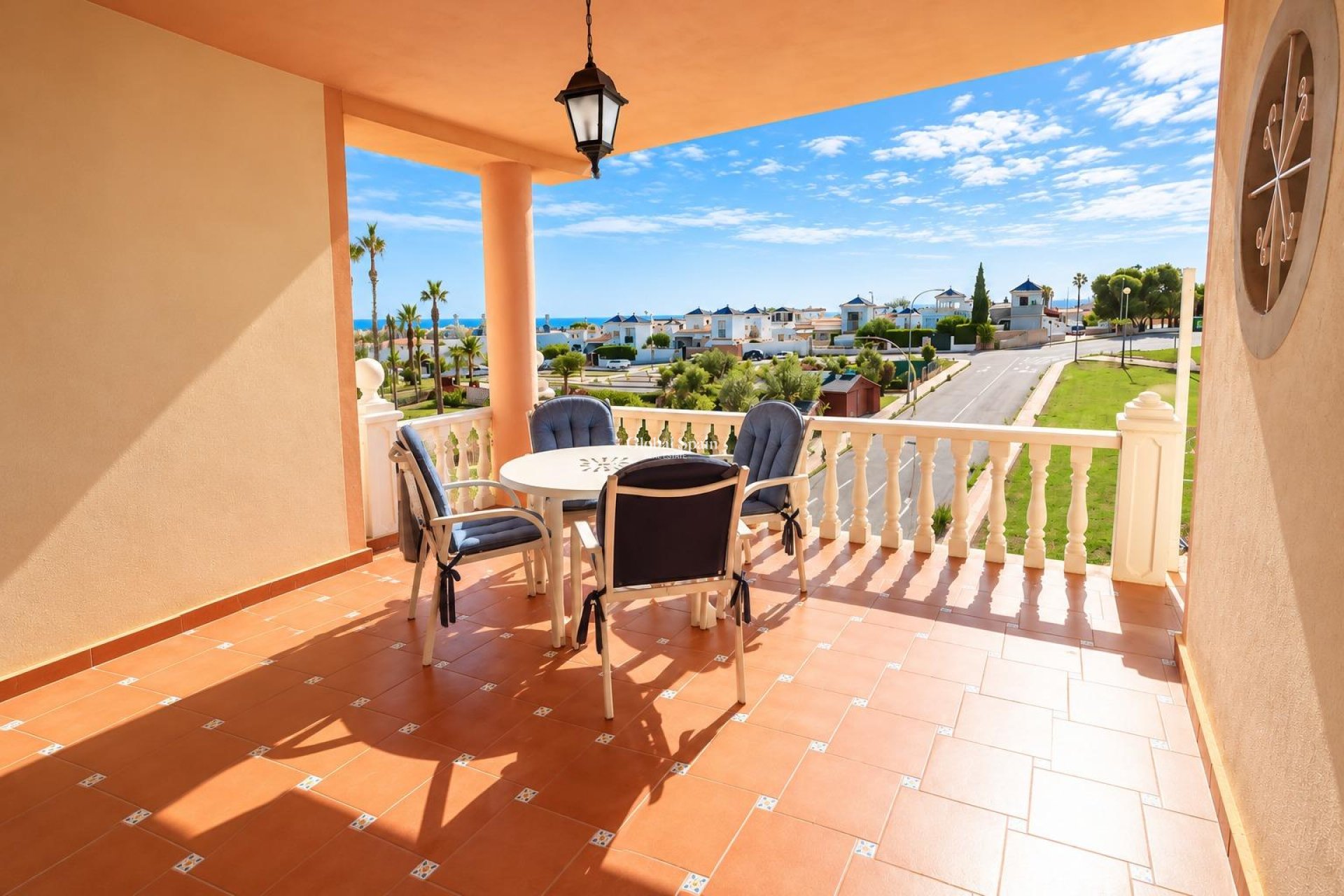 Wederverkoop - APPARTEMENT -
TORREVIEJA - Costa Blanca