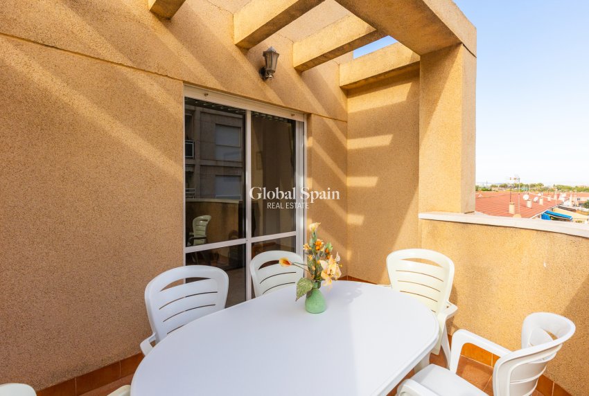 Wederverkoop - APPARTEMENT -
TORREVIEJA - Costa Blanca