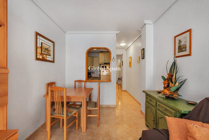 Wederverkoop - APPARTEMENT -
TORREVIEJA - Costa Blanca