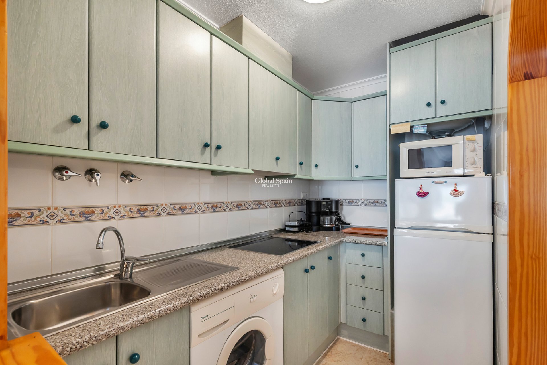 Wederverkoop - APPARTEMENT -
TORREVIEJA - Costa Blanca
