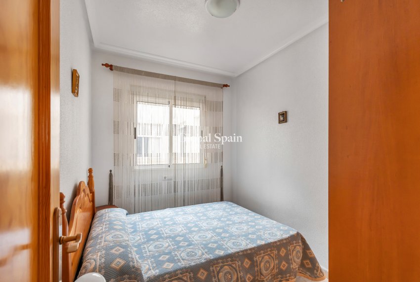 Wederverkoop - APPARTEMENT -
TORREVIEJA - Costa Blanca