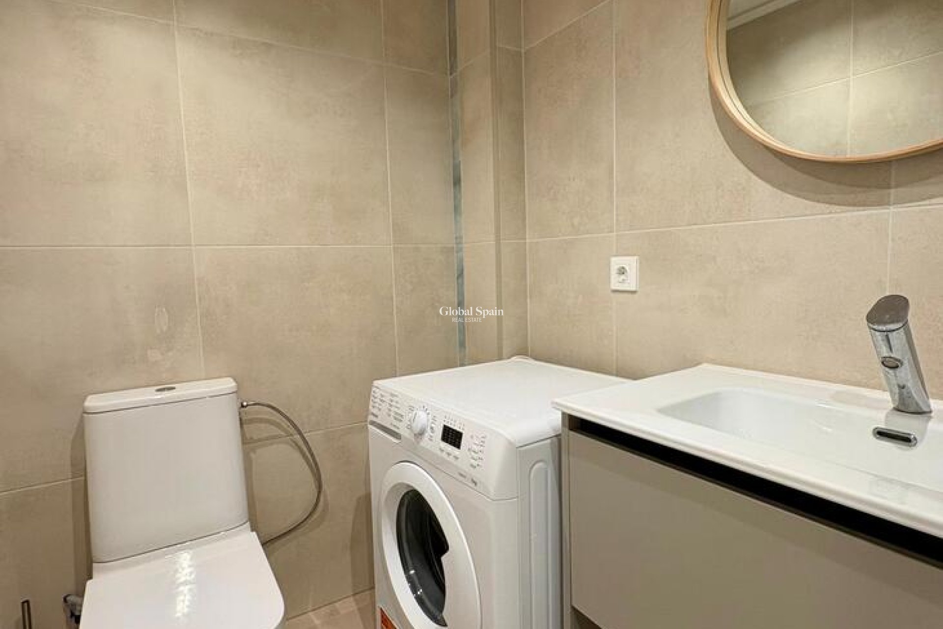 Wederverkoop - APPARTEMENT -
TORREVIEJA - Costa Blanca
