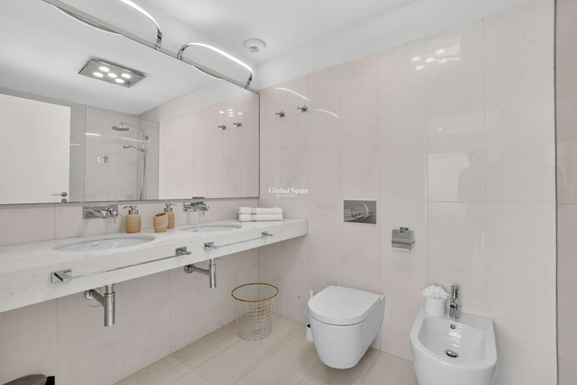 Wederverkoop - APPARTEMENT -
TORREVIEJA - Costa Blanca