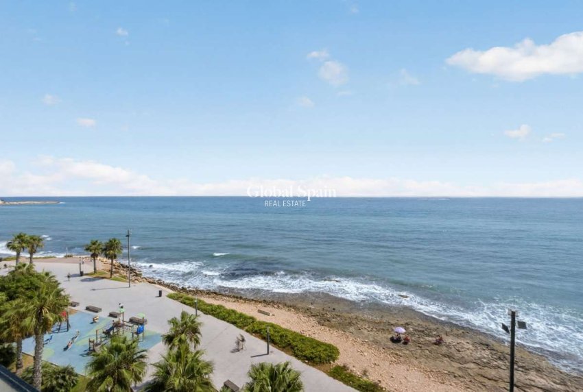 Wederverkoop - APPARTEMENT -
TORREVIEJA - Costa Blanca