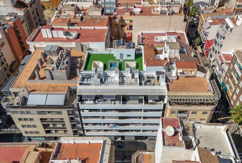 Wederverkoop - APPARTEMENT -
TORREVIEJA - Costa Blanca