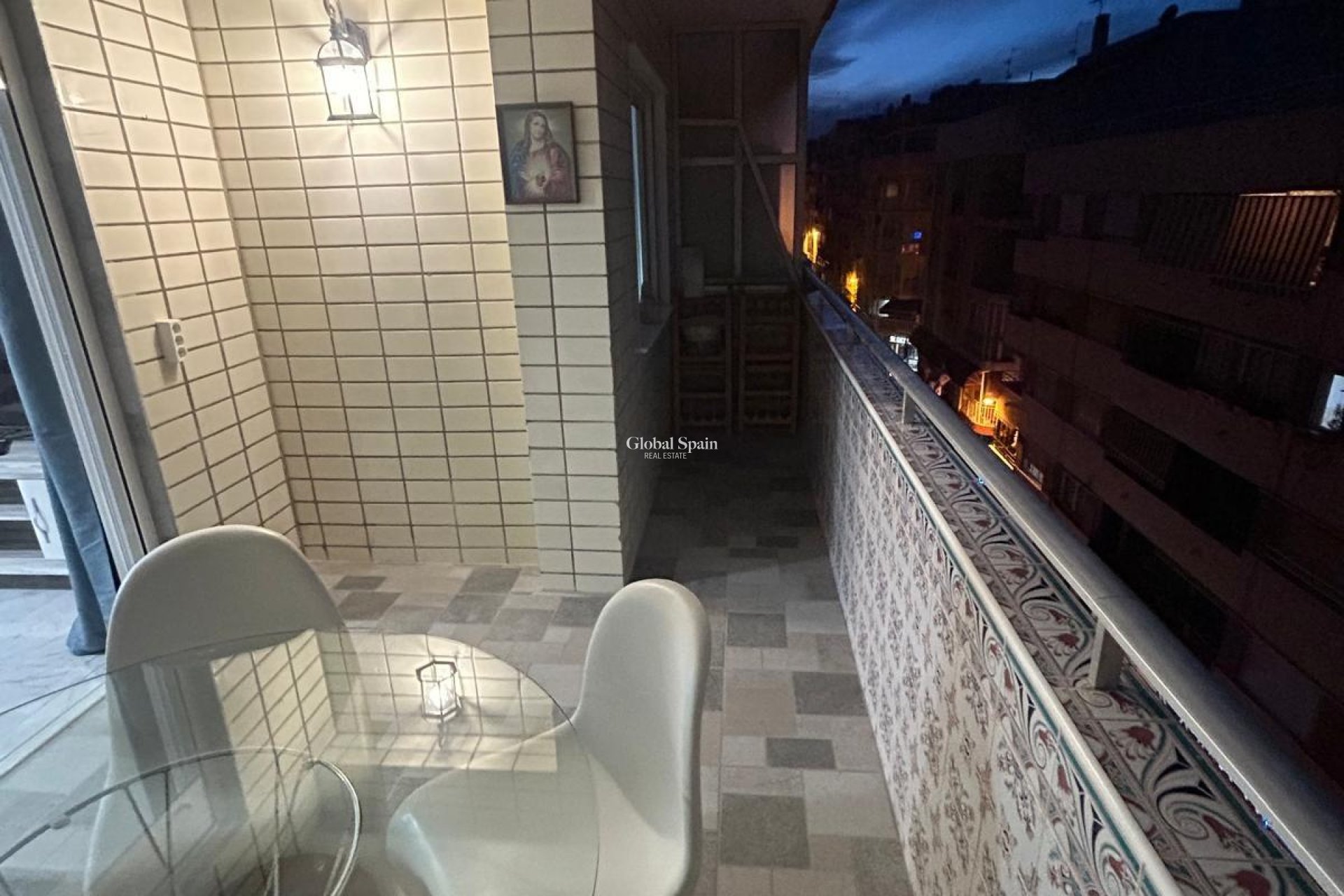 Wederverkoop - APPARTEMENT -
TORREVIEJA - Curva Del Palangre
